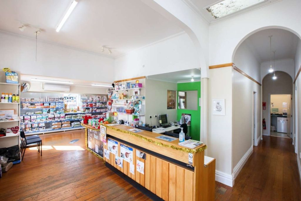 Otaki-Vets-reception